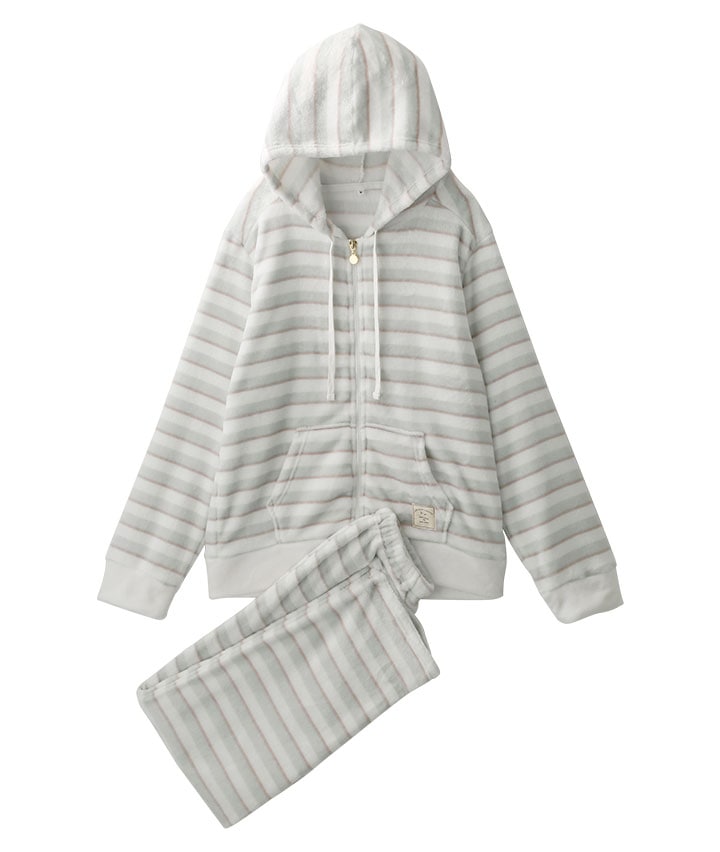 ライトグリーン