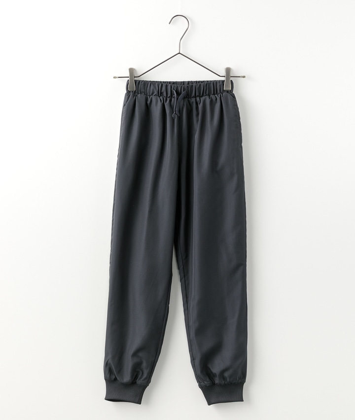 チャコルグレー