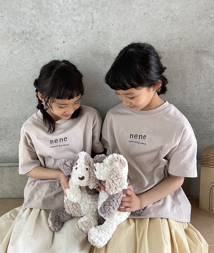 女児トップス＞＜ｎｅｍｅｎｔ ｂｙ ｎｅｍｏ＞女児ロゴ刺繍Ｔシャツ