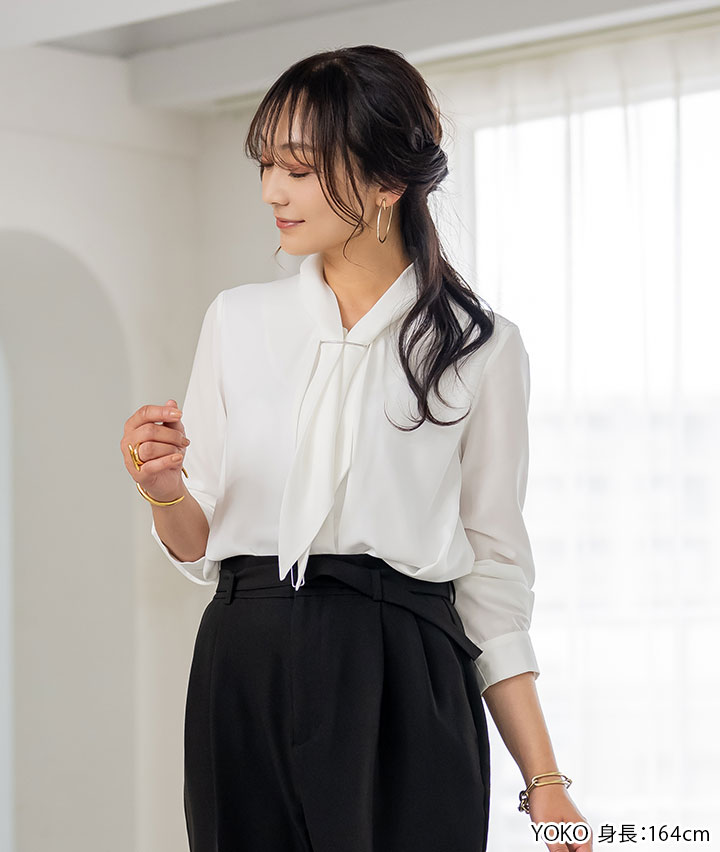 ボウタイブラウス