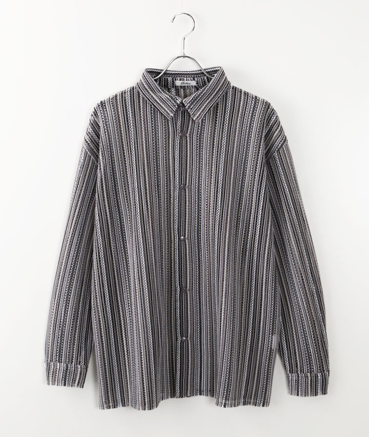 透かし編み長袖シャツ