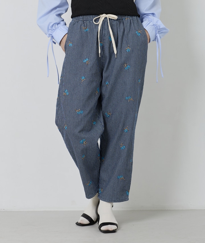 ヒッコリー花刺繍パンツ