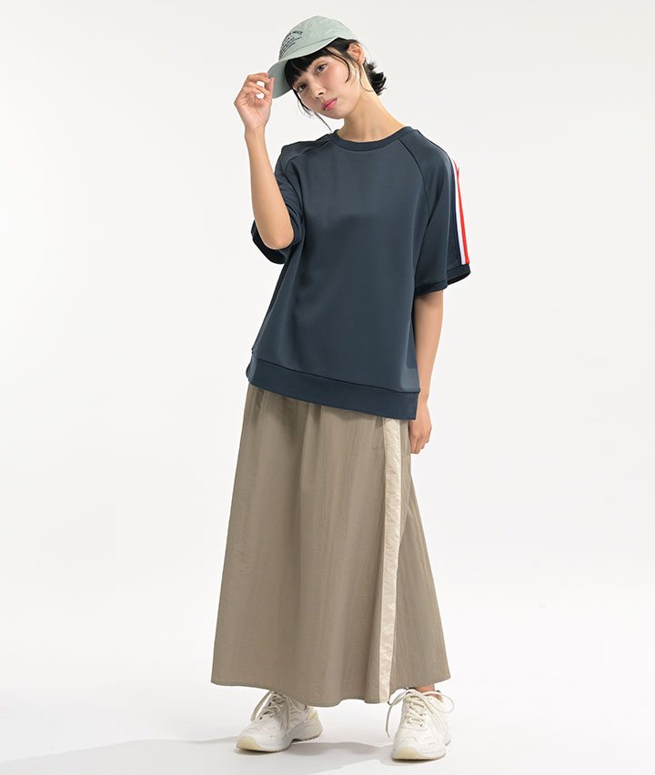 ライン入りスカート