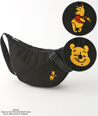 【Ｄｉｓｎｅｙ】（くまのプーさん）刺繍ショルダーバッグ
