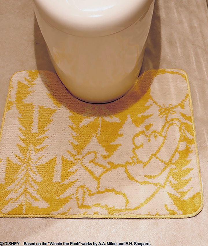 【Ｄｉｓｎｅｙ】（プーさん）ピースフルライフタフトトイレマット