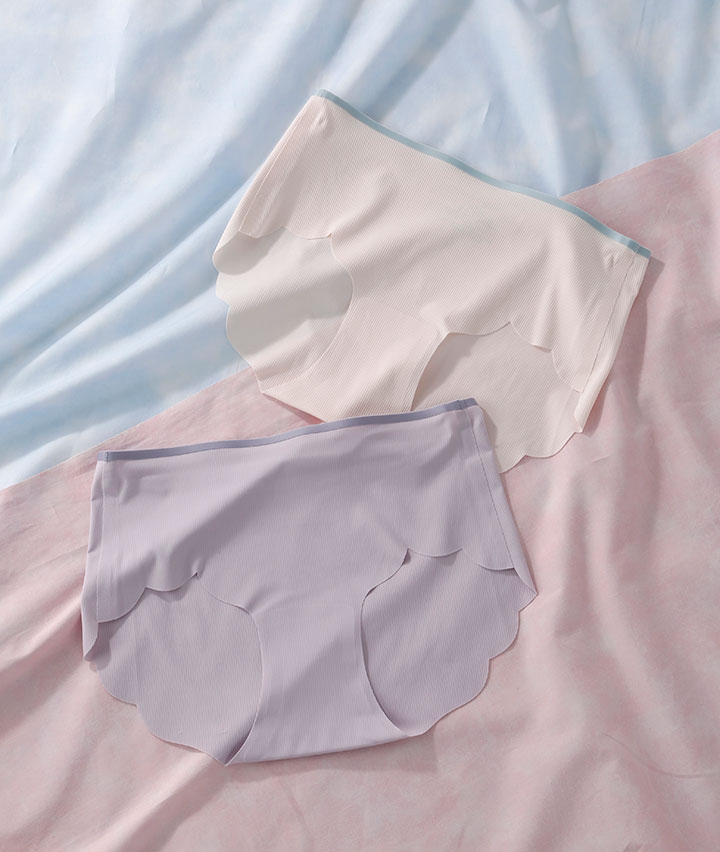 （ピタっと革命）バイカラースカラップカットシームレスショーツ