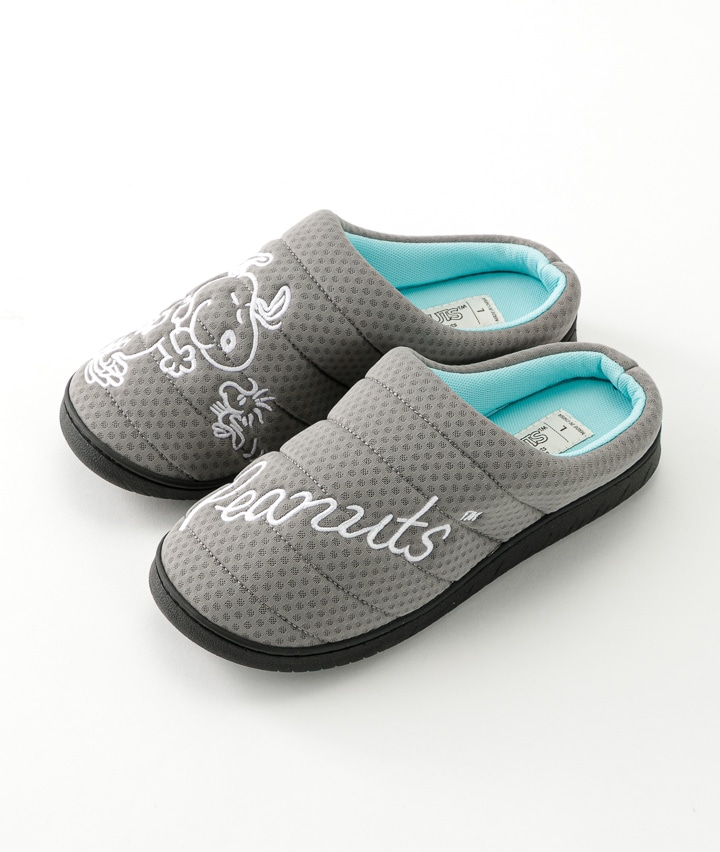 【ＰＥＡＮＵＴＳ】軽量メッシュサンダル