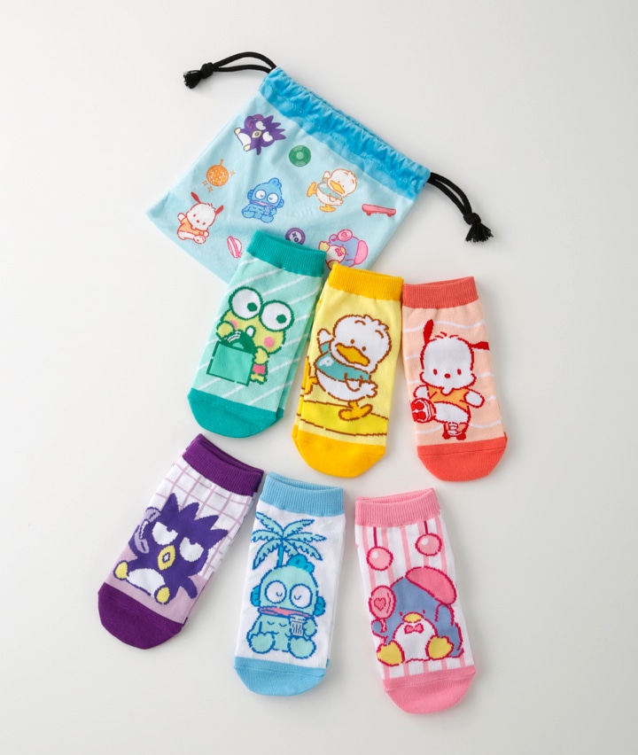 【サンリオキャラクターズ】（６足入り）巾着付きソックスパック
