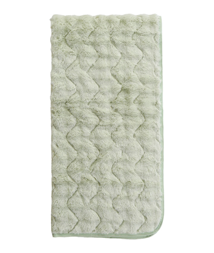 【光に染まる冬空パレット】ラビットファー敷パッド