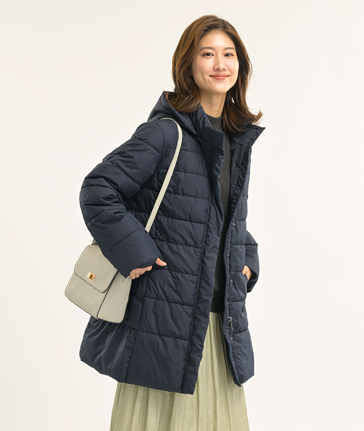 中綿フード付きロング丈コート