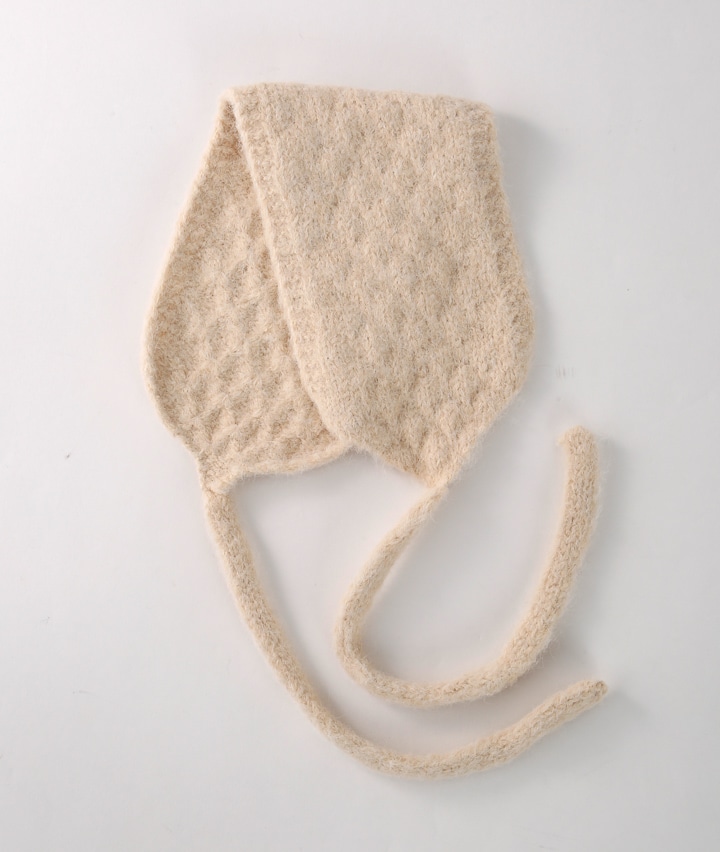 ニット編みイヤーマフラー
