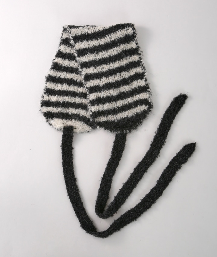 ボーダー柄イヤーマフラー