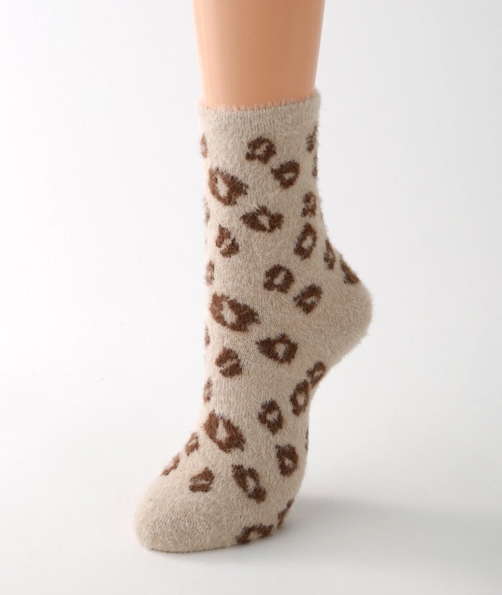 ヒョウ柄ソックス