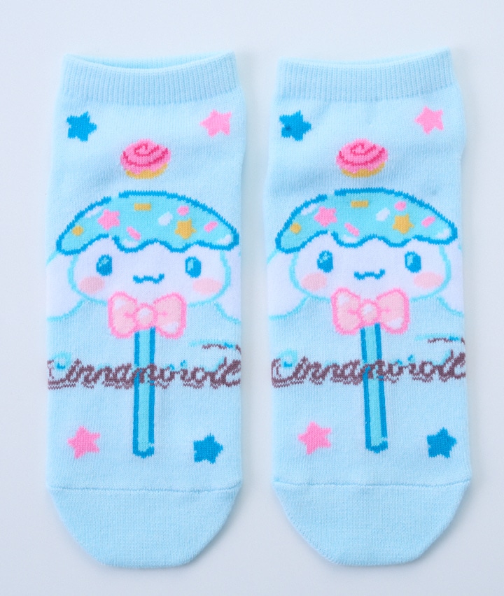 【サンリオキャラクターズ】（シナモロール）（１足物）フロント柄ソックス