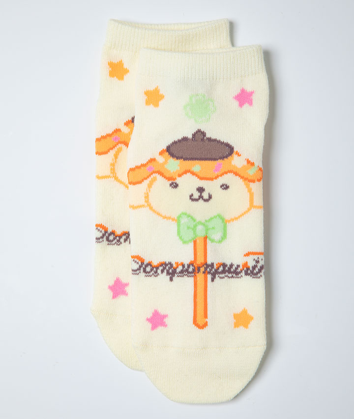 【サンリオキャラクターズ】（ポムポムプリン）（１足物）フロント柄ソックス